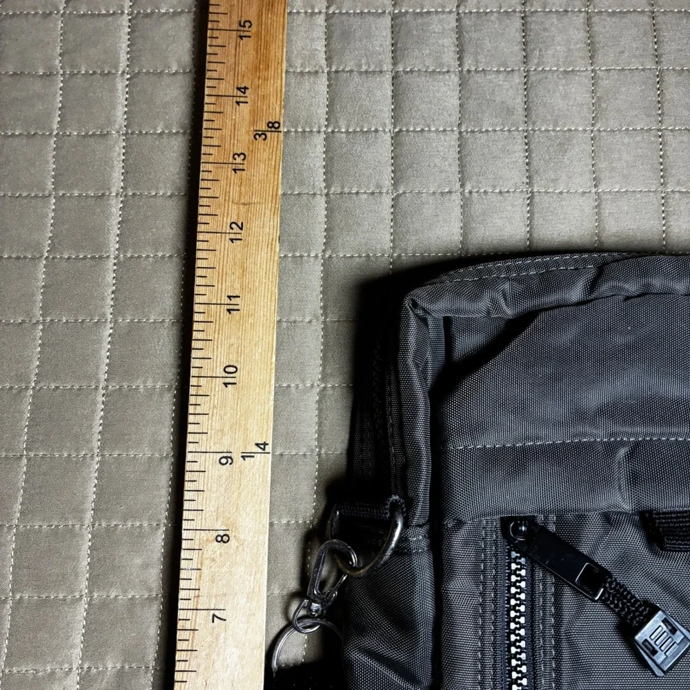 Canon‎ PowerShot Camera Bag Charcoal Gray Nylon Crossbody Shoulder Tech Case